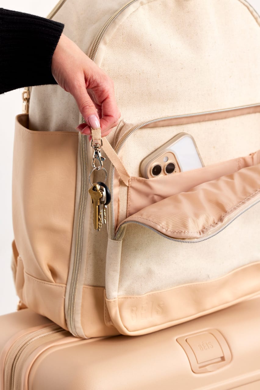 Premium Travel Backpack – Durable & Stylish