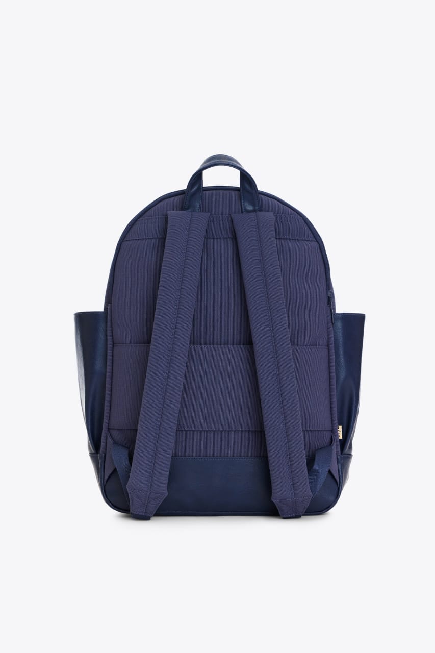 Premium Travel Backpack – Durable & Stylish