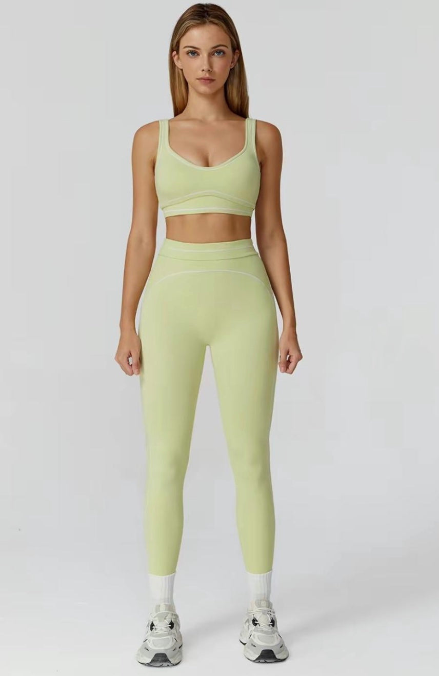 Women's 2 Piece Sports Set
